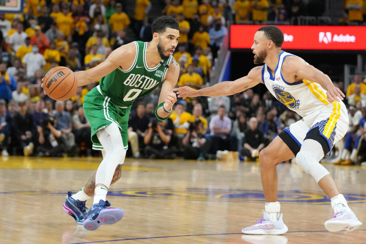 Boston Celtics at Golden State Warriors Game 2 odds, picks and predictions