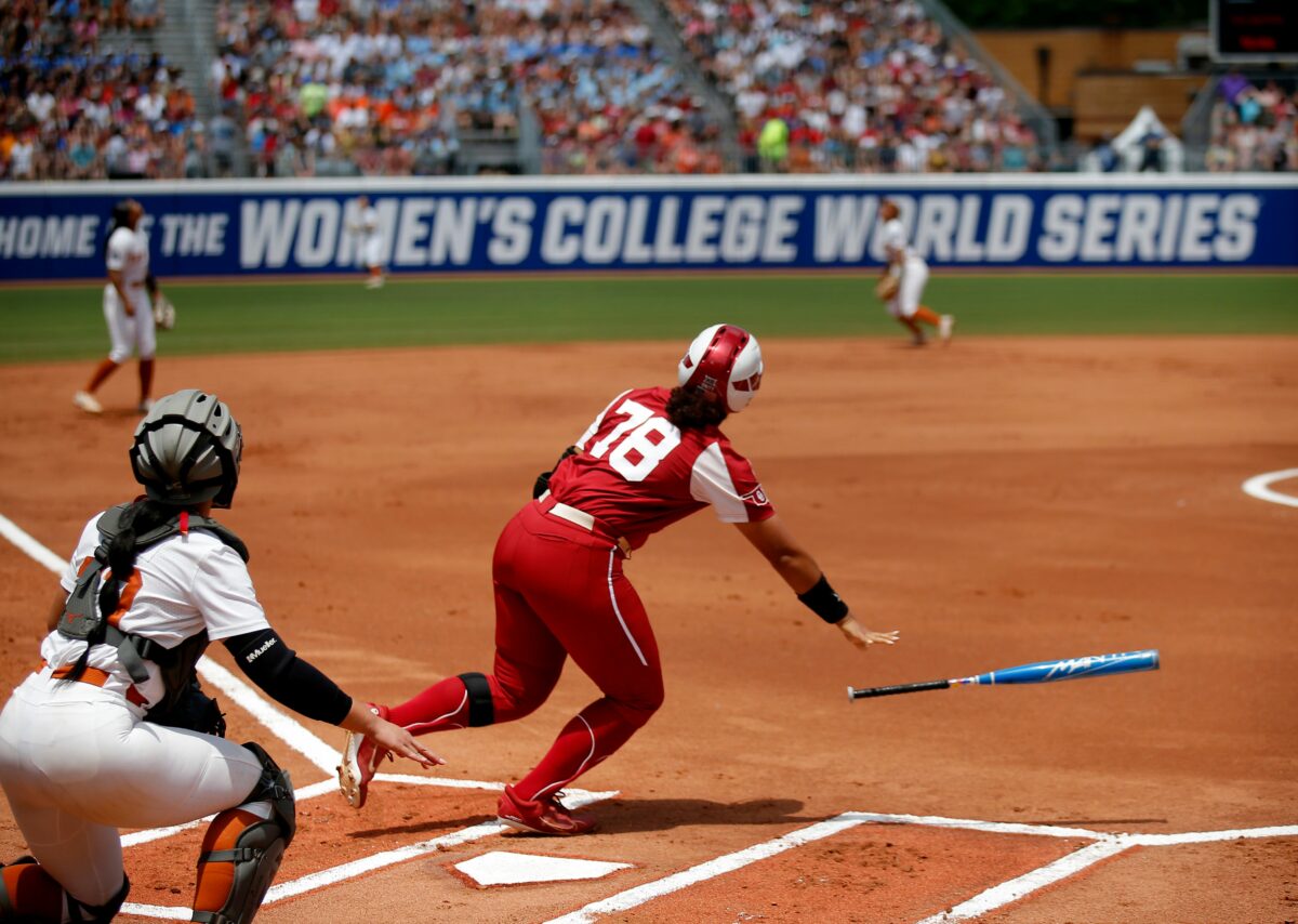 No. 1 Oklahoma Sooners beat the Texas Longhorns 7-2 advance to WCWS semifinals