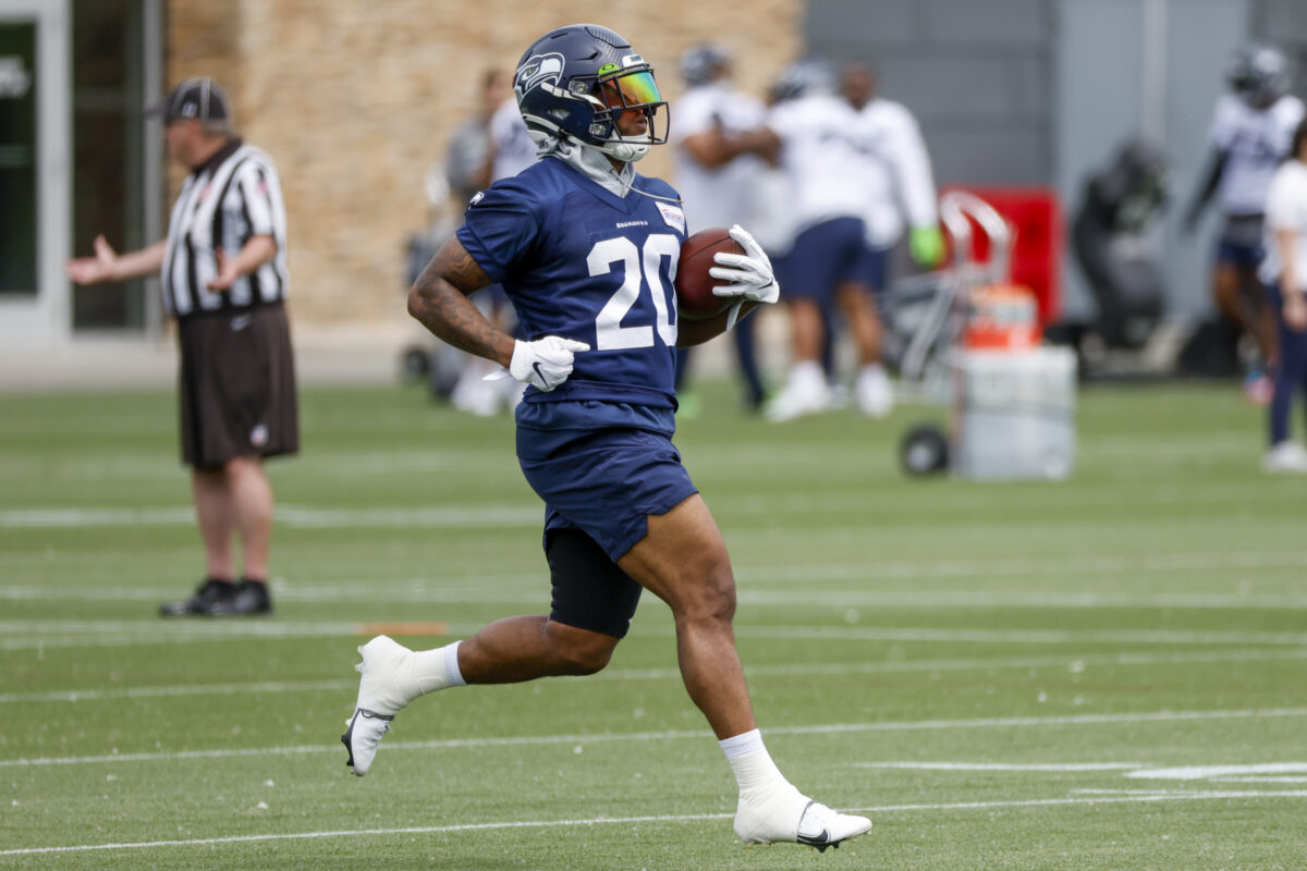 Seahawks running back Rashaad Penny healthy, best he’s ever felt