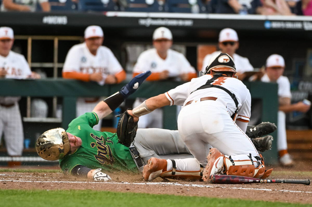 Notre Dame tops sluggish Texas 7-3 in the CWS opener
