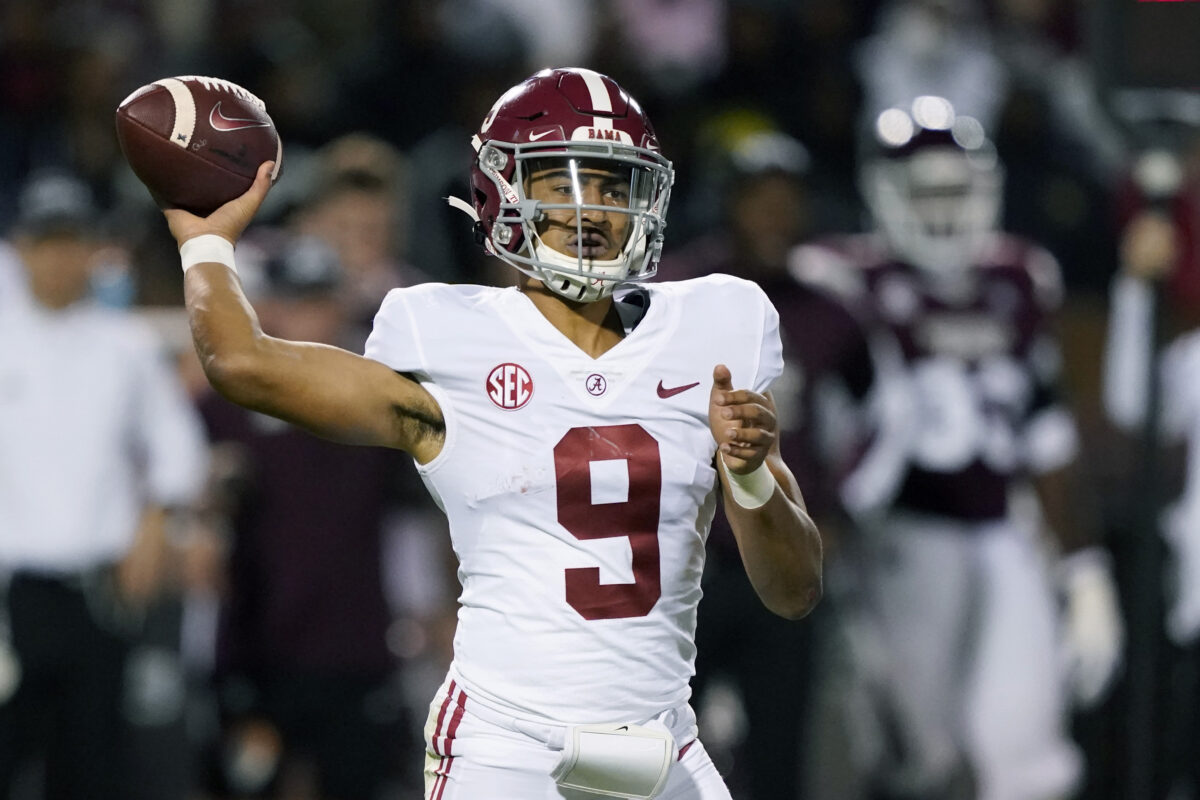 Alabama has top QB room in the country according to CBS Sports