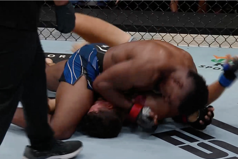 UFC Fight Night 207 video: Alonzo Menifield destroys Askar Mozharov with elbows from crucifix