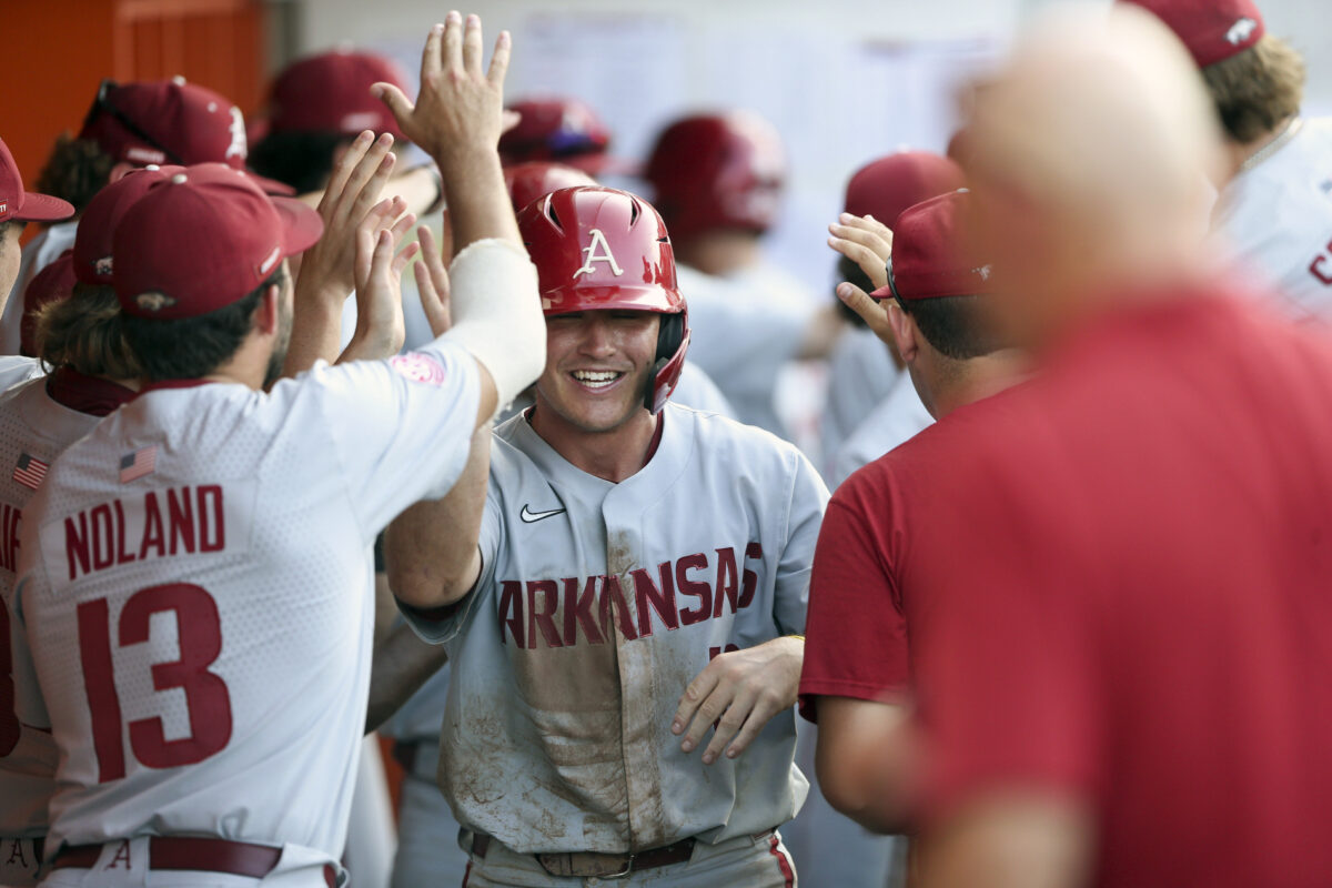 Arkansas was one game out of SEC West title; now four West teams are in Omaha