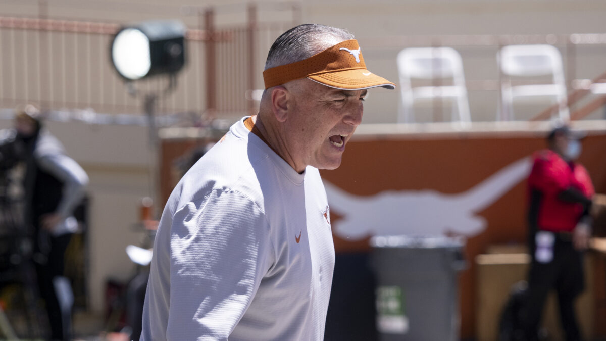 Texas’ football season rests on offensive line coach Kyle Flood