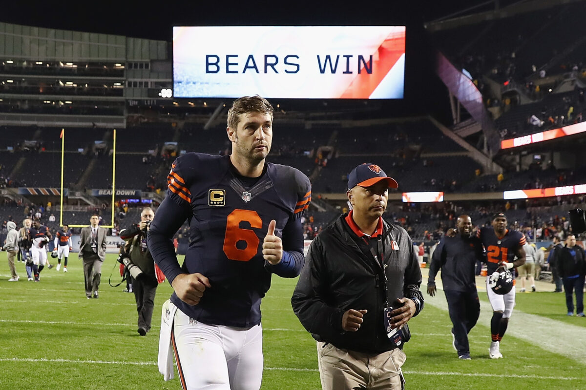 Jay Cutler doesn’t want to see the Bears move out of Soldier Field
