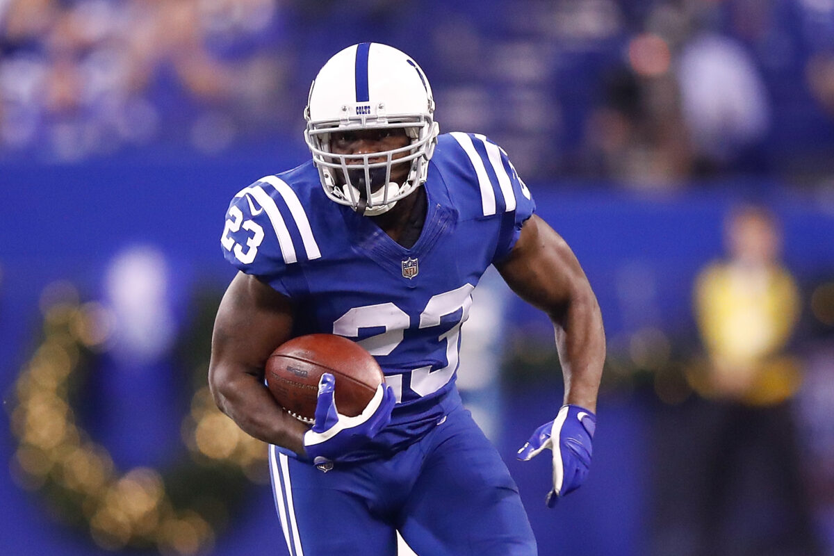 Frank Gore officially announces retirement from NFL
