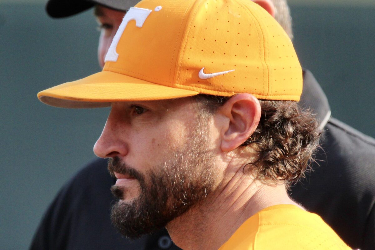 Tony Vitello recaps Tennessee’s win against Campbell in Knoxville Regional