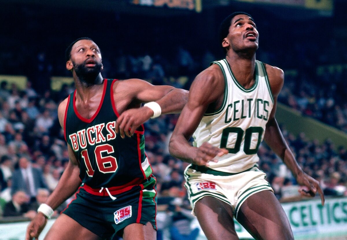 Celtics legend Robert Parish says Dubs’ Draymond Green a ‘fingernail away’ from letting his teammates down with his antics