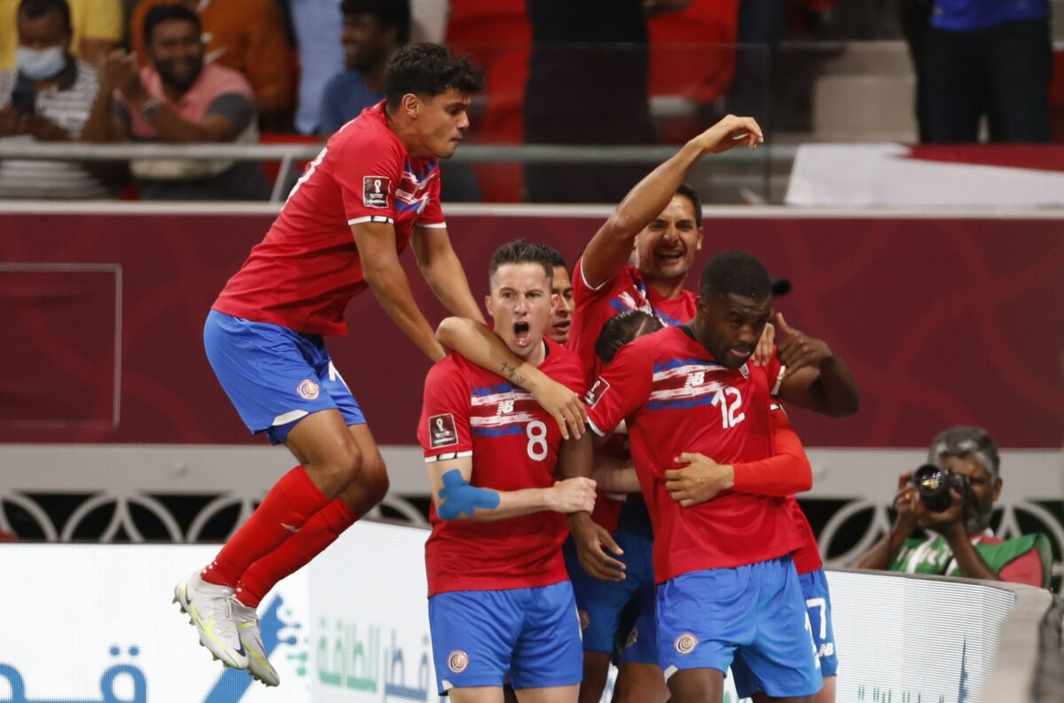 Así festejó Costa Rica el gol de Campbell que los mete al Mundial