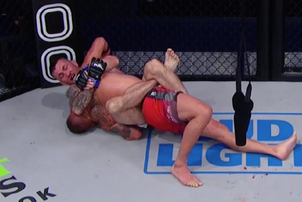 2022 PFL 5 video: Stevie Ray taps Anthony Pettis with insane submission, sets up immediate rematch