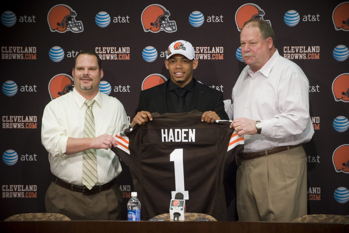Joe Haden hints on social media of Browns discussions