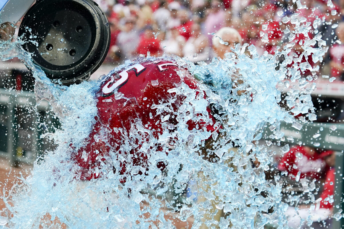 Nick Senzel records walk-off single against Tampa Bay