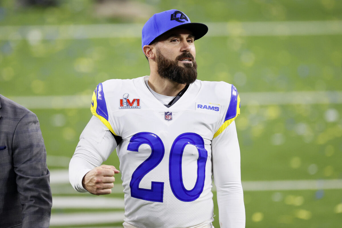 Giants call upon Eric Weddle to help Xavier McKinney with green-dot duties