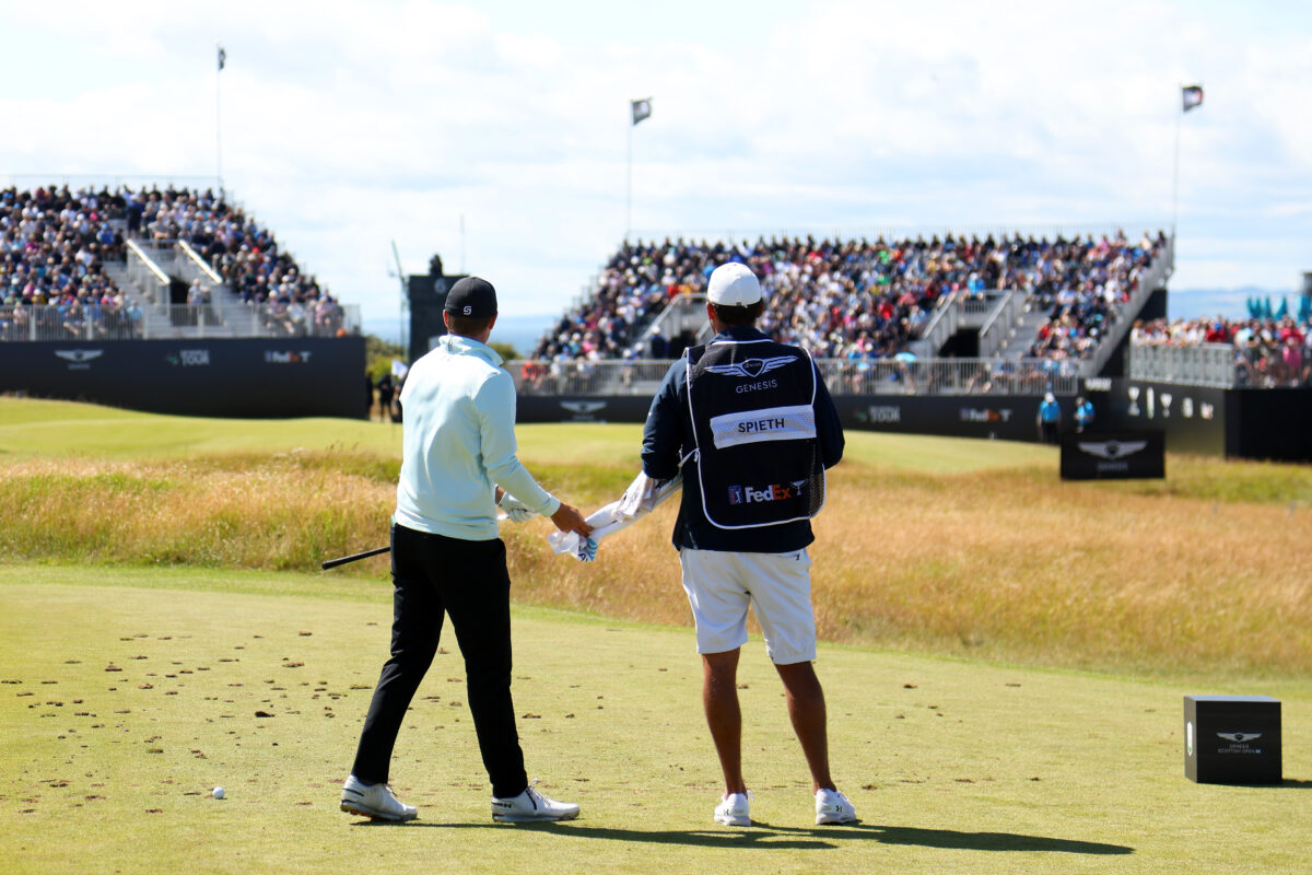 ‘It’s not even remotely close’ … (sticks it to 10 feet): This interaction between Jordan Spieth and Michael Greller was too good