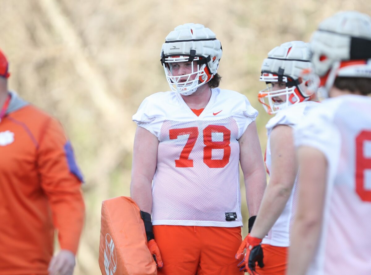 Freshman tackle feels Clemson offensive line ‘in a really good spot’ entering 2022