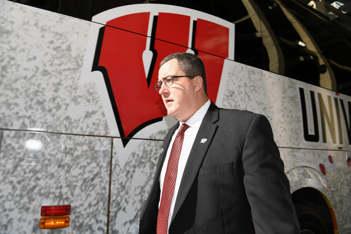 A look at Wisconsin football’s entire coaching staff for the 2022 season