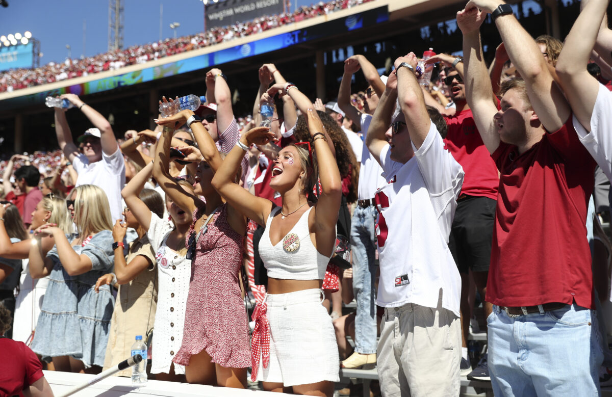 Where do the Oklahoma Sooners rank in study of largest college football fan bases?