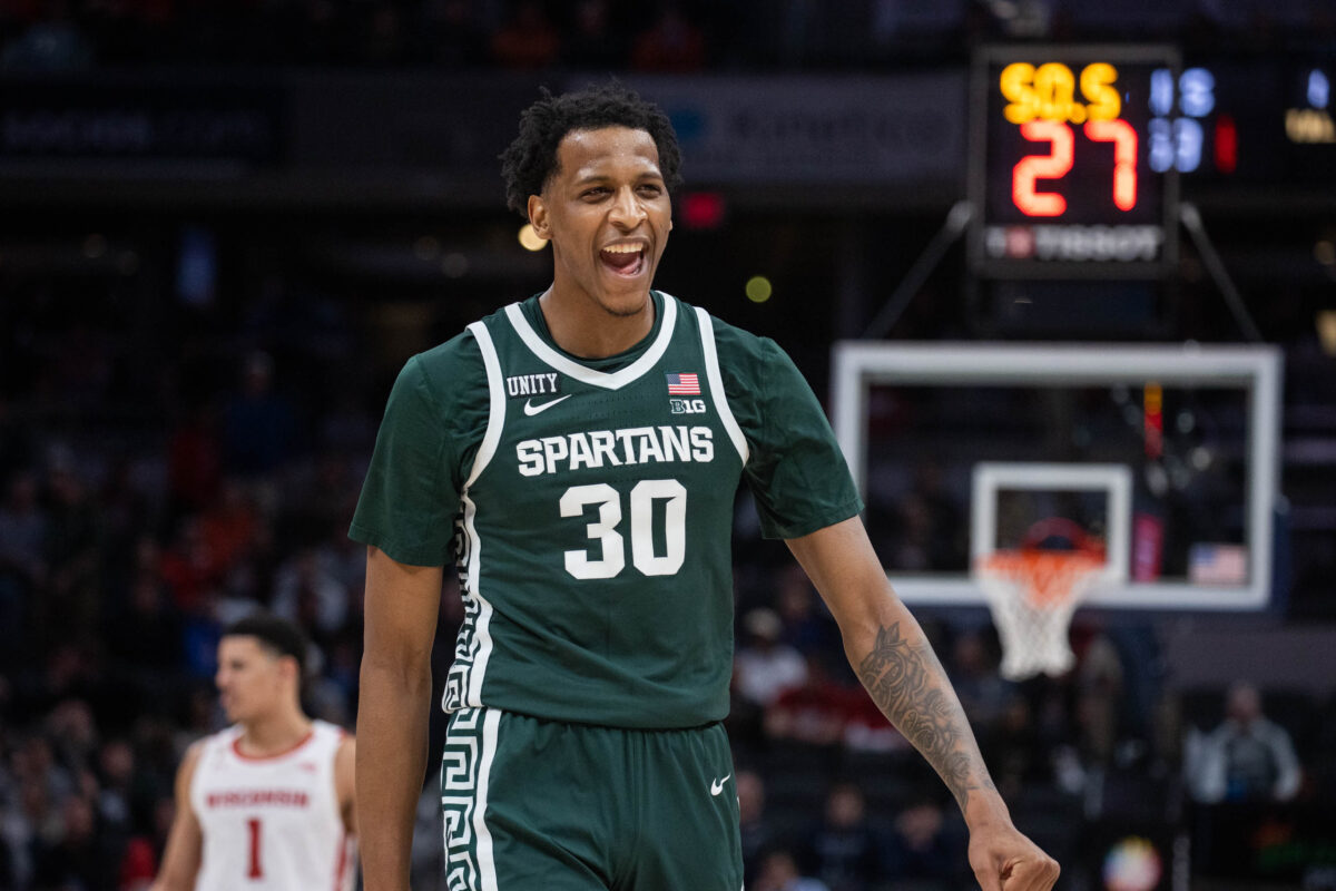 WATCH: Marcus Bingham Jr. shows off vision in summer league debut