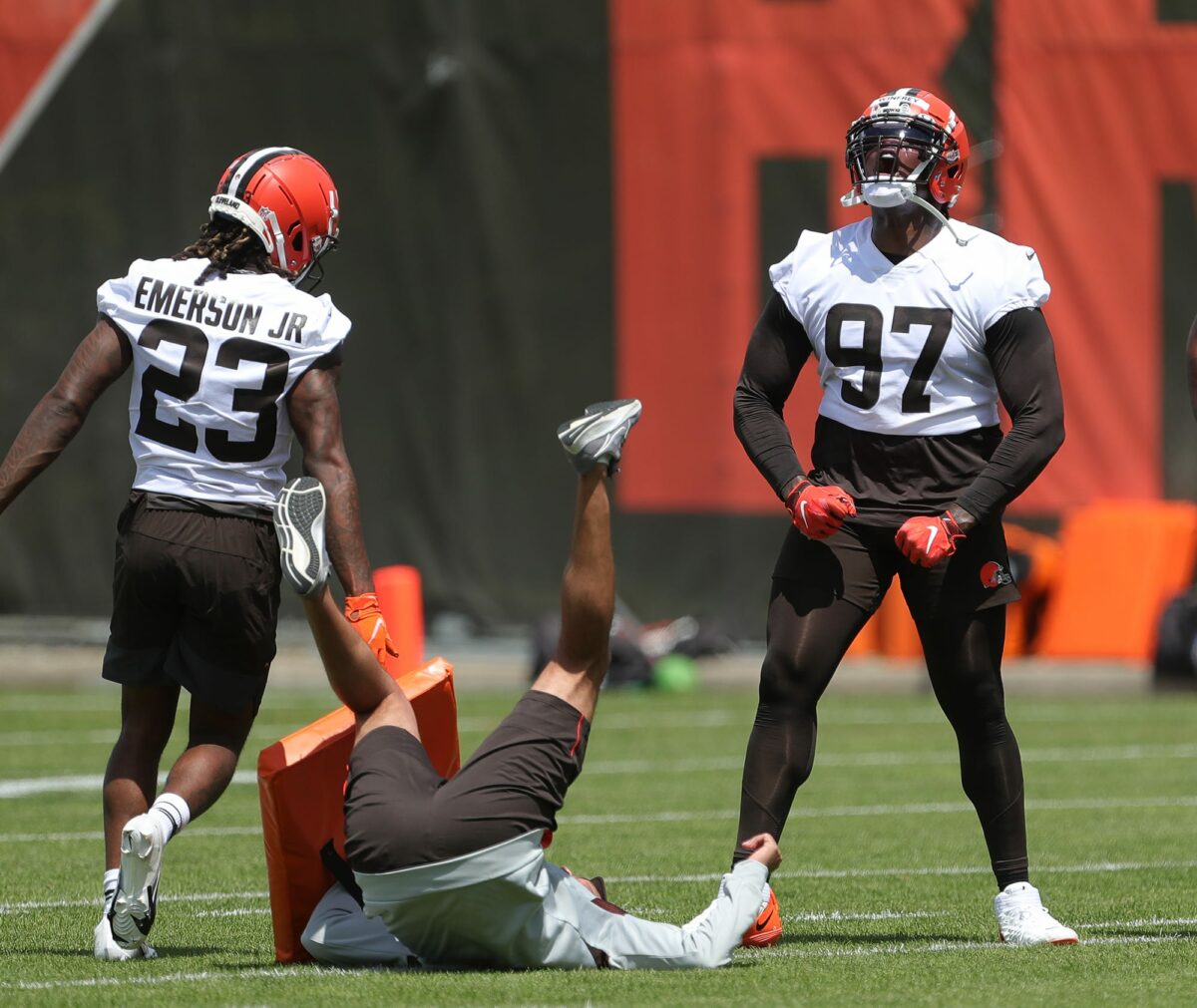 Browns begin to report to training camp on Friday