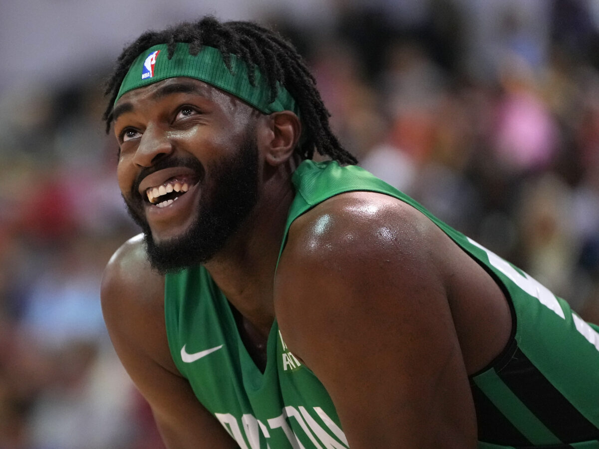Celtics summer league fan favorite Trevion Williams signs Exhibit 10 deal with Warriors