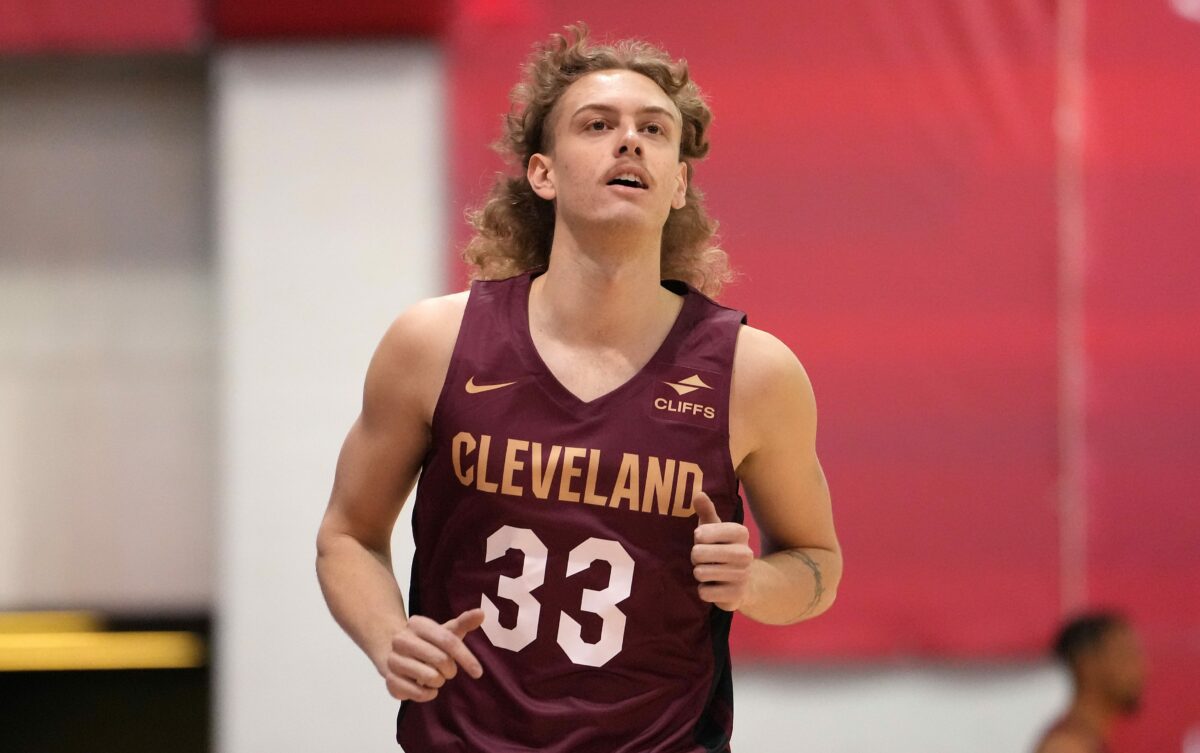 Cavs second-round pick Luke Travers to return to NBL for 2022-23 season