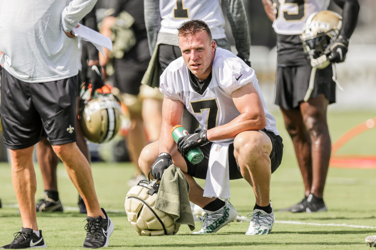 Taysom Hill hits the practice field with no limitations after injury-plagued 2021 season