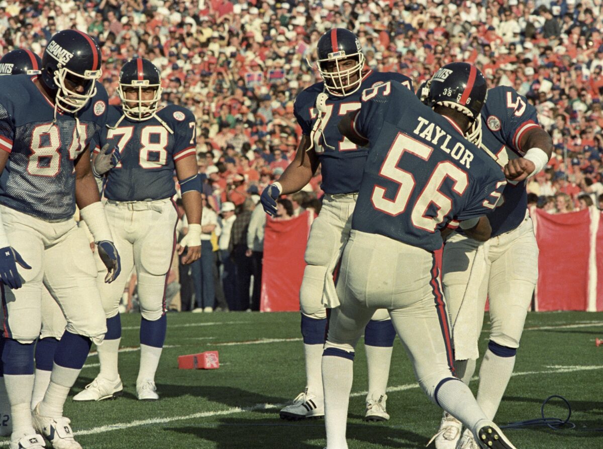 The Giants finally gave us a reason to watch the Giants: perfect Lawrence Taylor throwbacks
