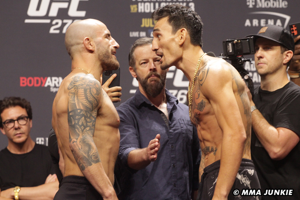 Photos: UFC 276 ceremonial weigh-ins and faceoffs