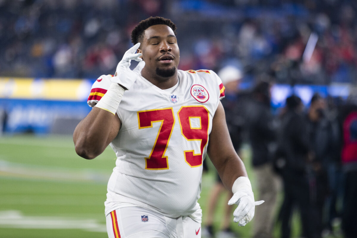 Chiefs waive DT Cortez Broughton with failed physical designation
