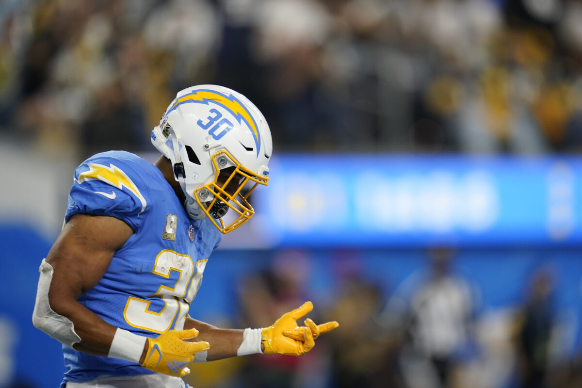 Projecting realistic stat line for Chargers RB Austin Ekeler