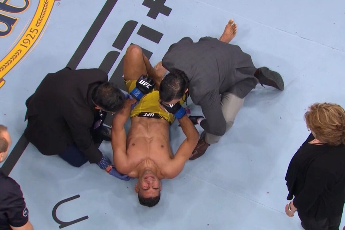 UFC on ABC 3 results: Bill Algeo survives insane triangle choke before Herbert Burns fades in bizarre finish
