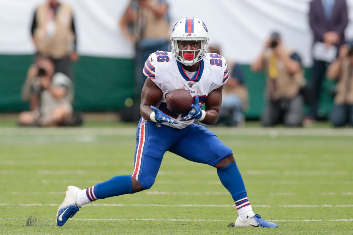 WATCH: Bills’ Devin Singletary working out with other NFL RBs