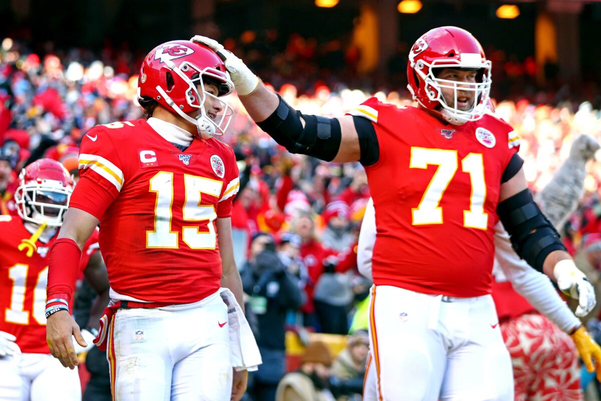 Former Chiefs OT Mitchell Schwartz describes his experience blocking for Patrick Mahomes
