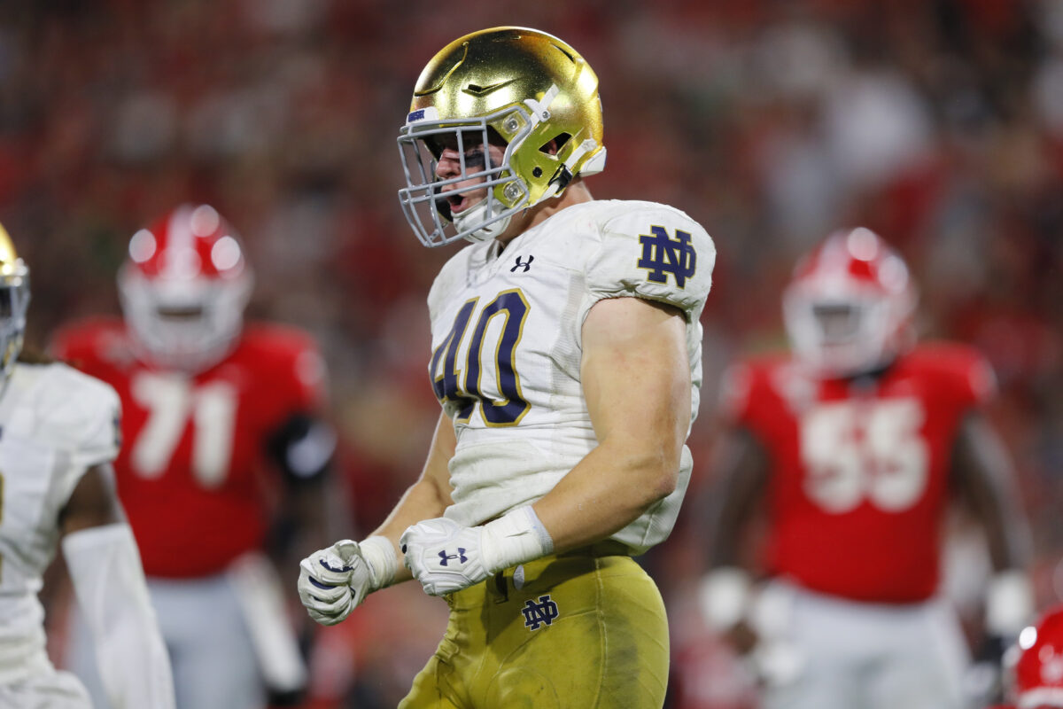 Former Notre Dame captain tears ACL in training camp