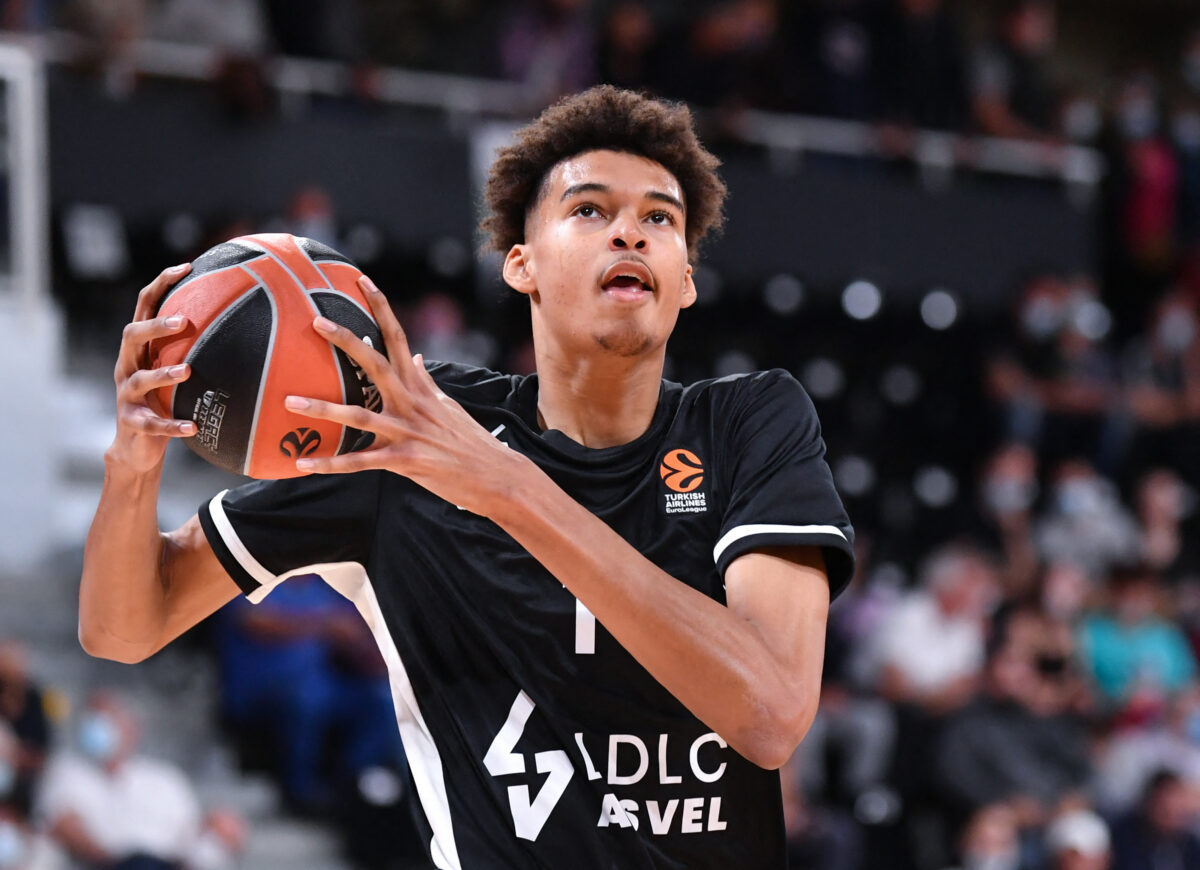 2023 NBA Mock Draft 1.0: An early look at the top prospects next year