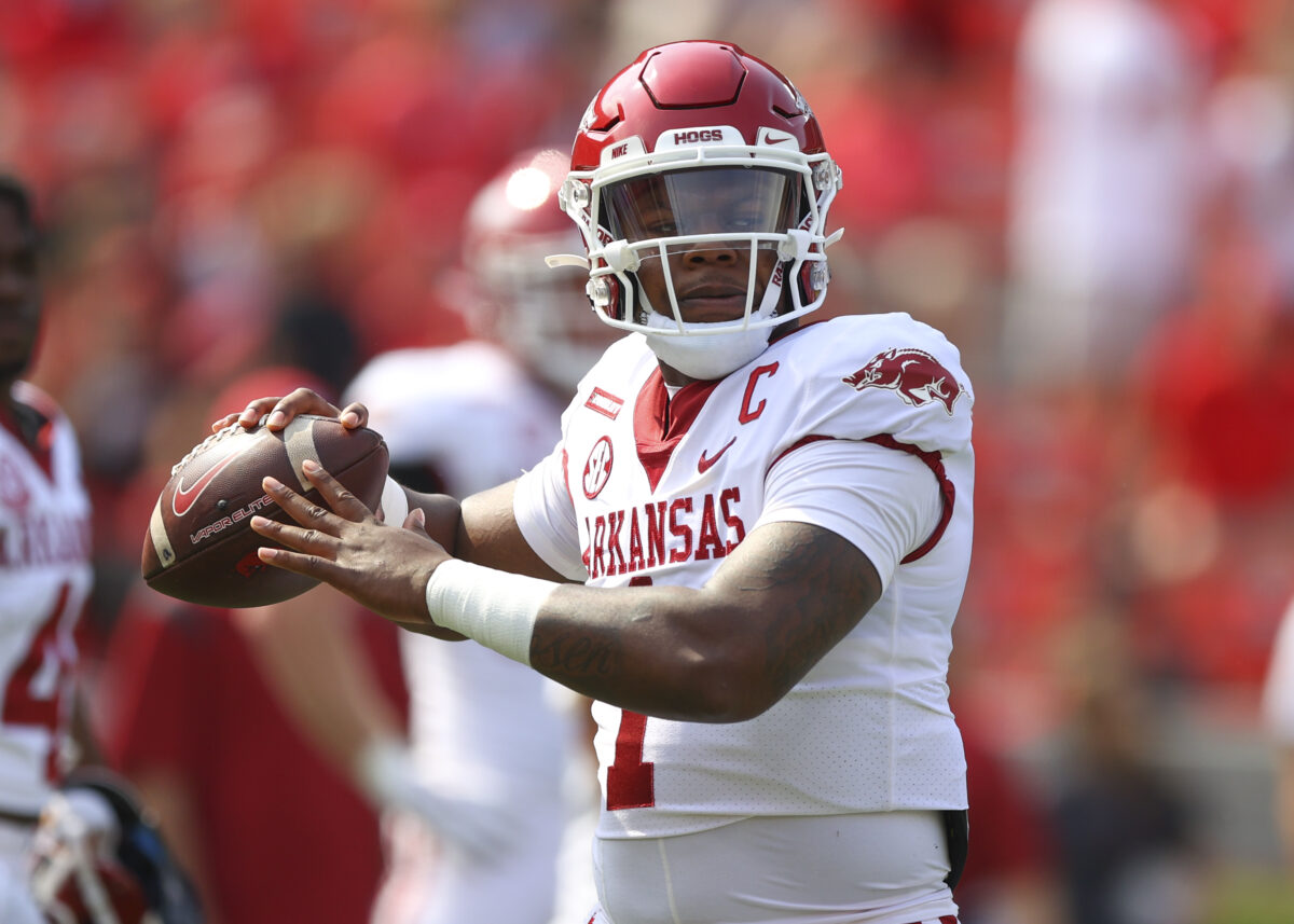 RazorbacksWire editor picks Arkansas one win shy