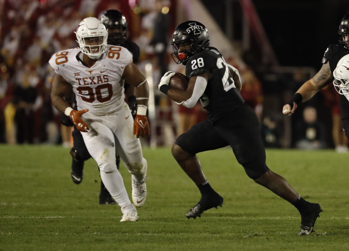 Three defensive players ready to breakout for Texas in 2022