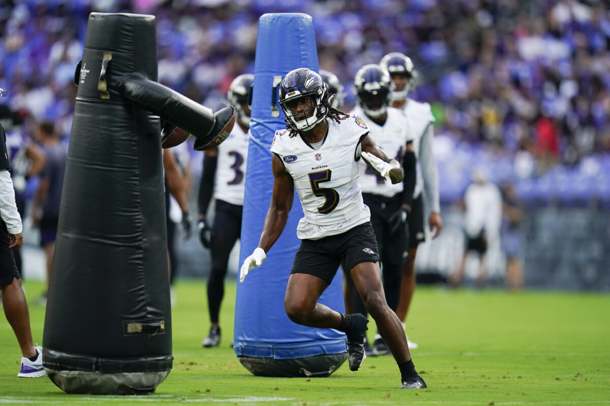 Ravens CB Jalyn Armour-Davis leaves practice early on Wednesday