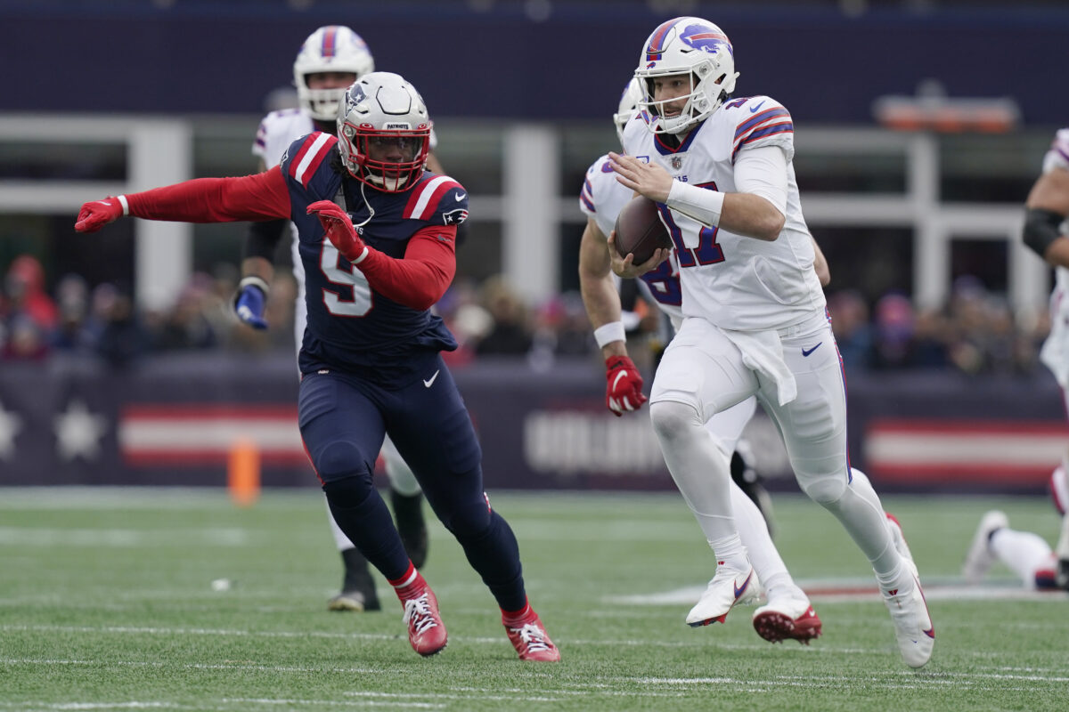 Ex Patriots, Dolphins DB Jason McCourty holds Bills’ Josh Allen in high regard (video)