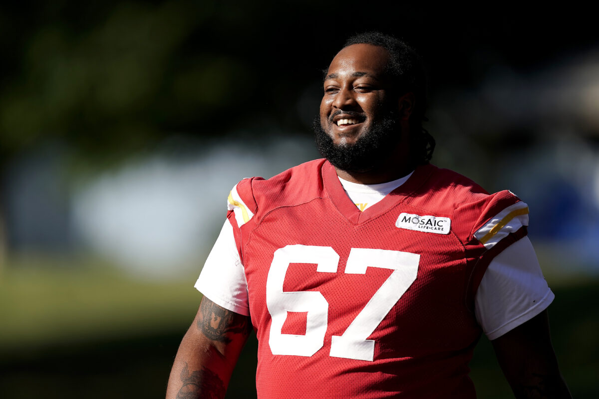 Chiefs to place OT Lucas Niang on Reserve/PUP list