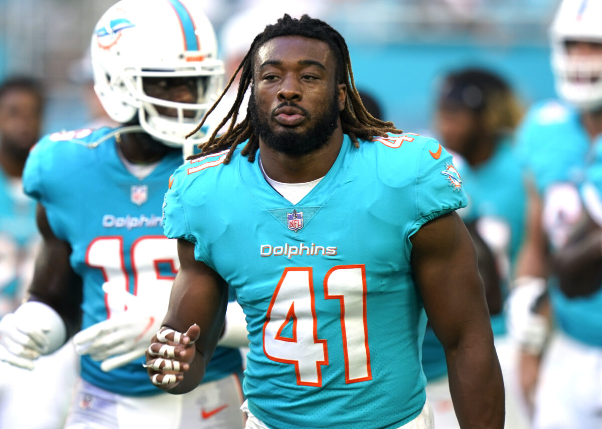 Report: Dolphins to release LB Darius Hodge with injury designation