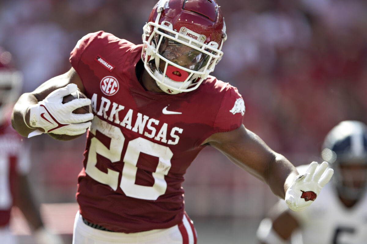 Arkansas running back Dominique Johnson serving as mentor, not player, this fall camp