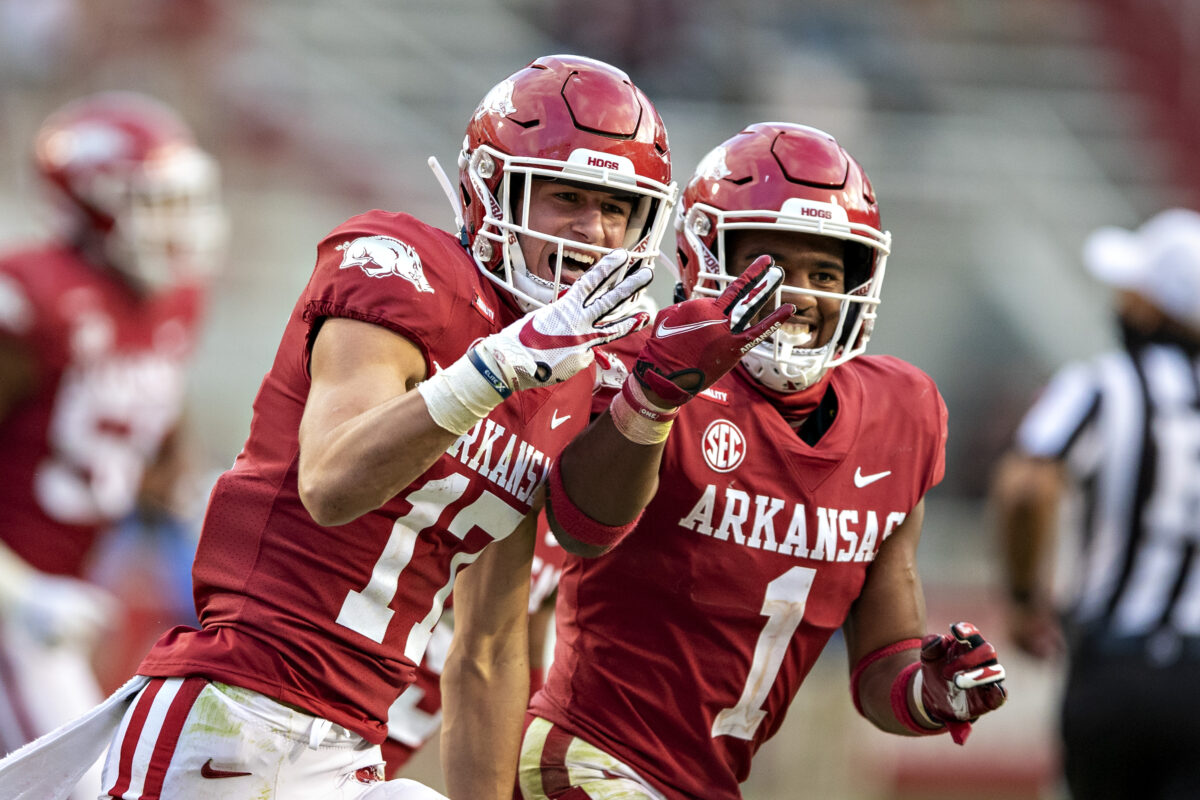Hogs Depth Chart: Multiple corners vying for the two starting pots