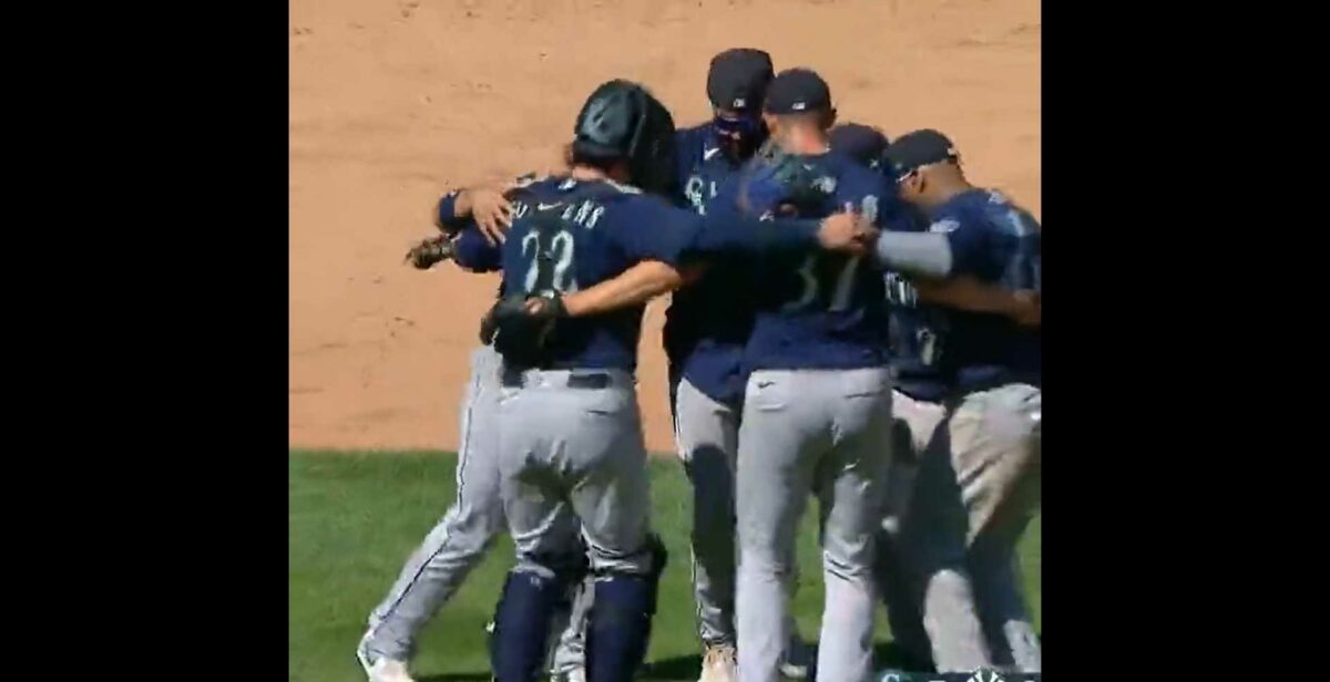 The Mariners’ circle dance they do when they win is the best celebration