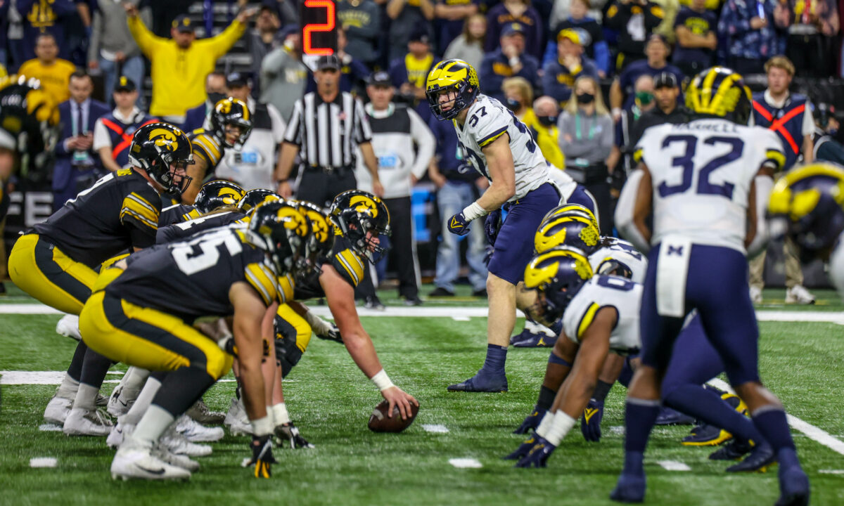 Michigan football defense propelled by ‘obnoxious communication’