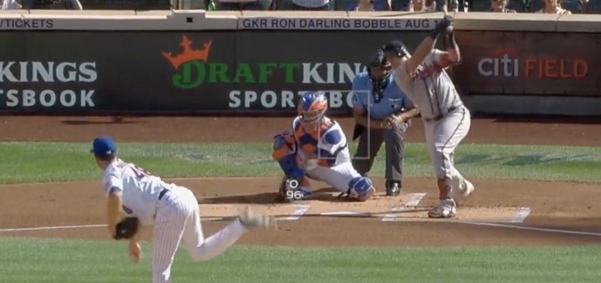 Jacob deGrom was throwing completely unfair 96 mph sliders against the Braves