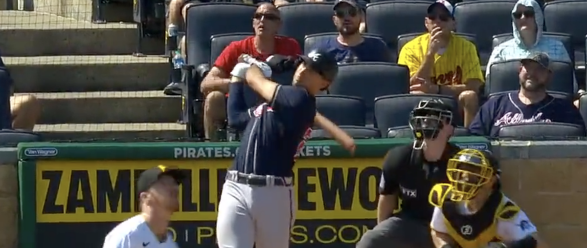 Matt Olson hilariously held his pose like a golfer after hitting grand slam into the Allegheny River