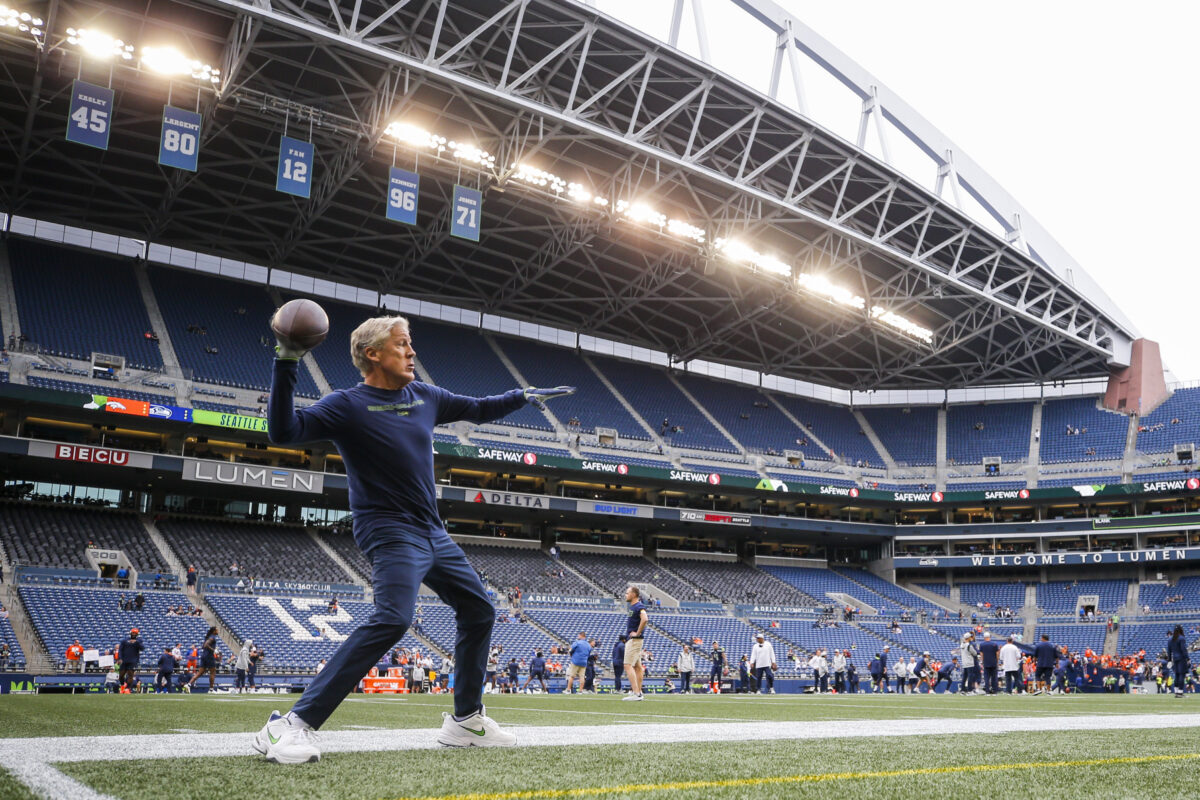 Watch: Seahawks coach Pete Carroll tries his hand at QB at practice