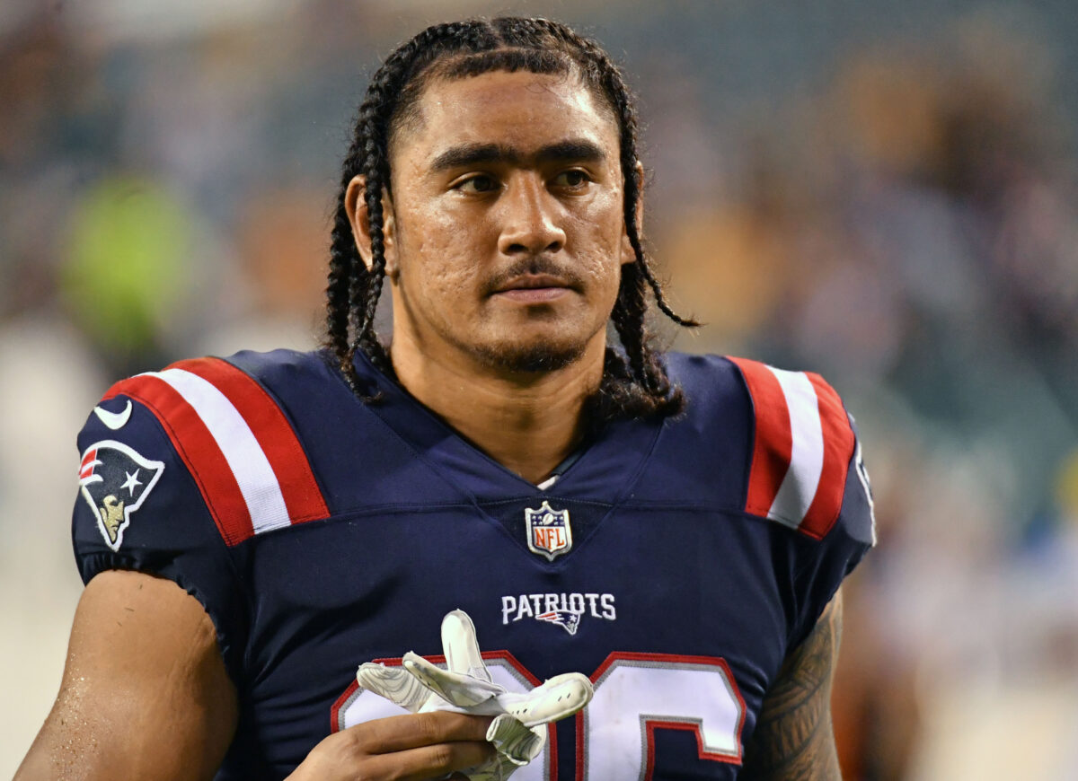 Bengals claim TE Devin Asiasi on waiver wire