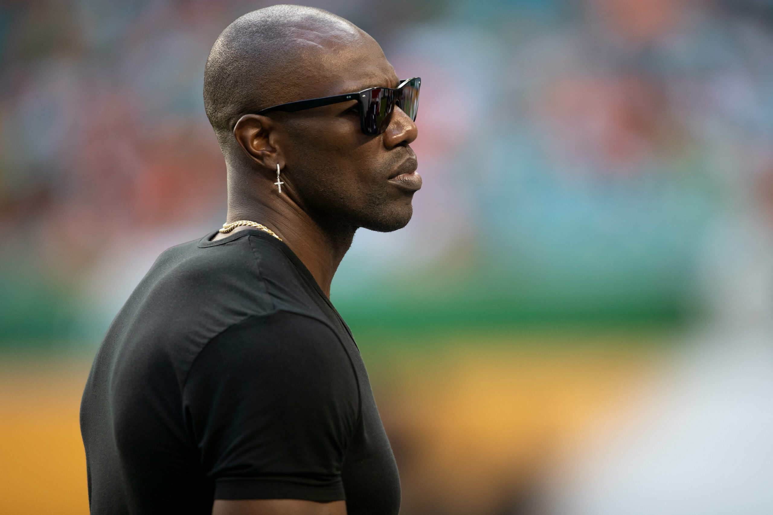 Terrell Owens blisters sub-4.5 40 at 48 years old